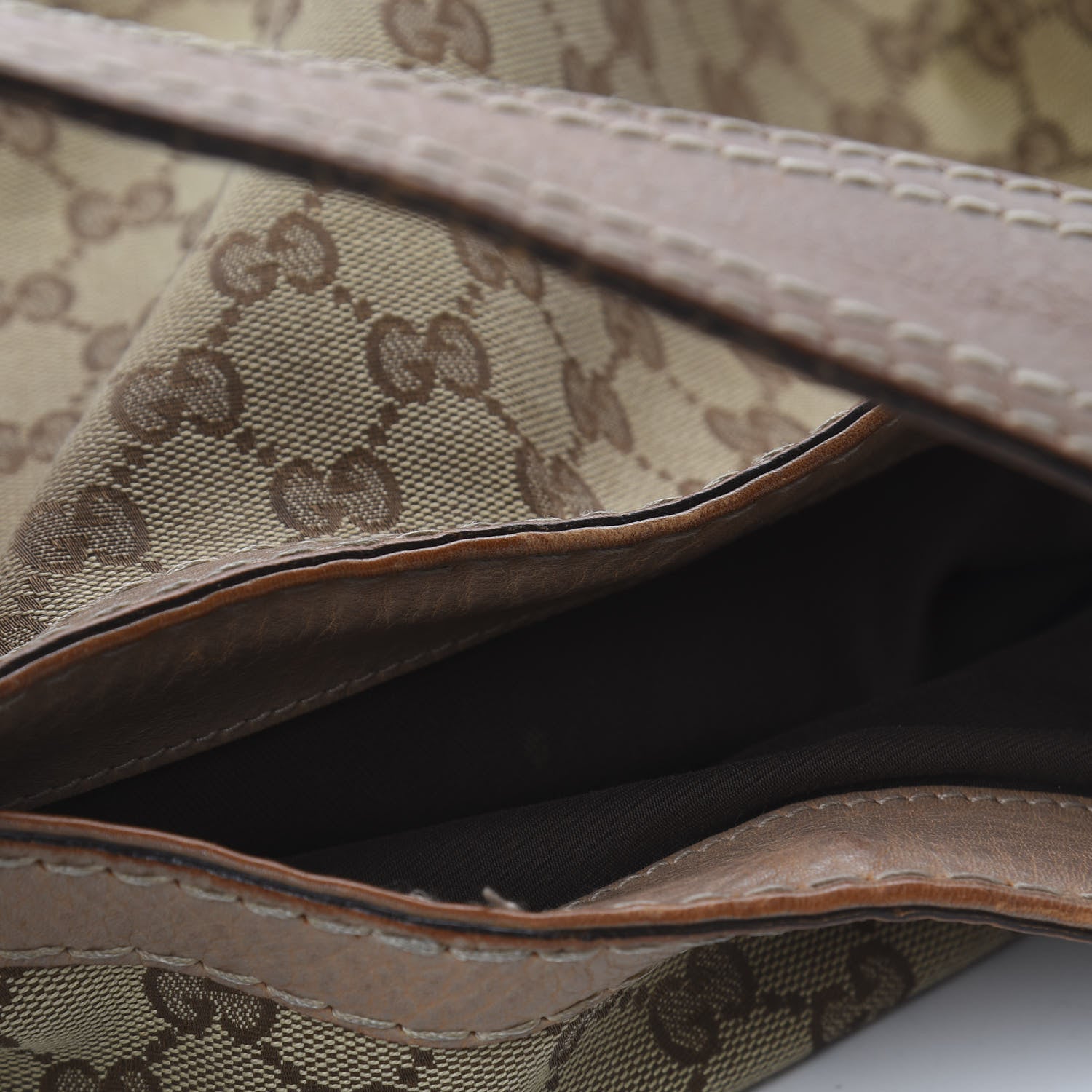 Gucci Monogram Large Jockey Hobo Beige 11 of 23