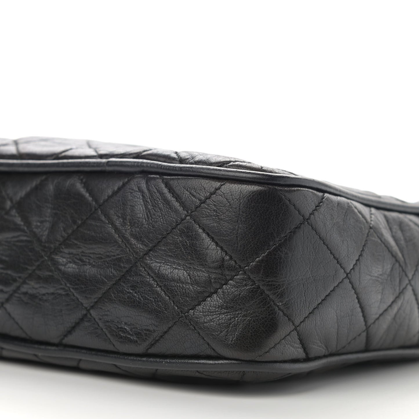 Lambskin Quilted CC Tassel Camera Case Black