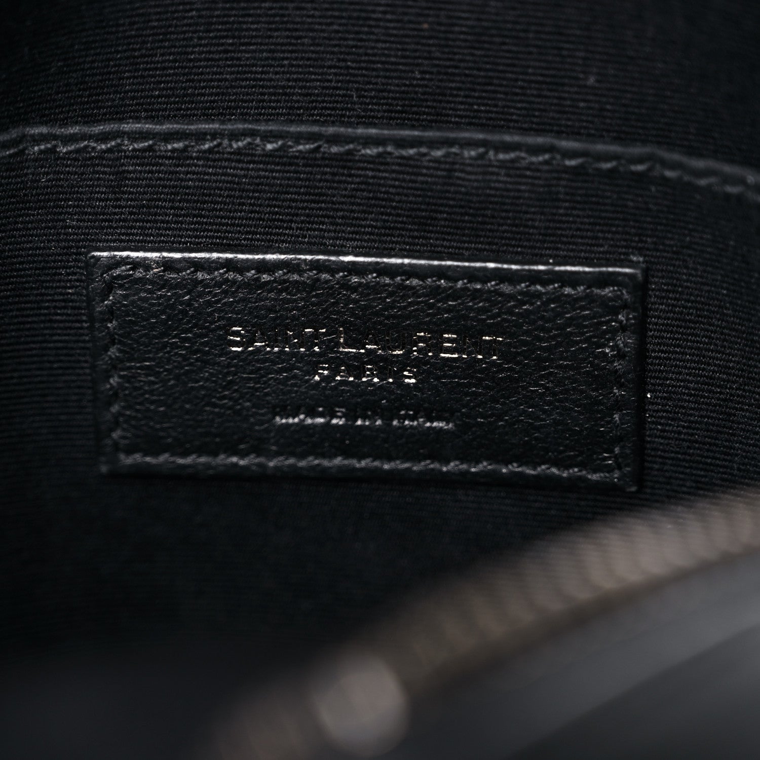 Saint Laurent Calfskin Matelasse Chevron Round Vinyle Camera Bag Black 13 of 17