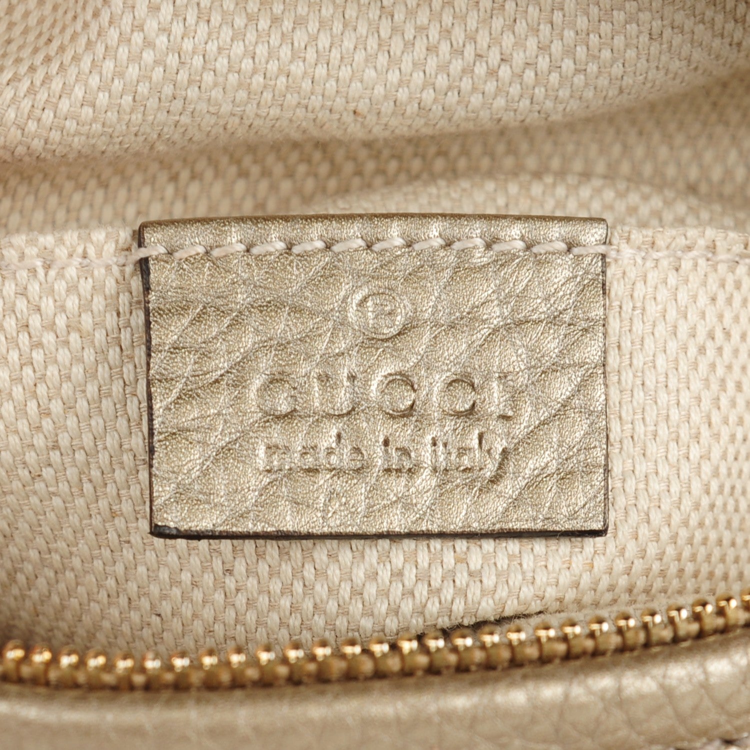 Gucci Metallic Pebbled Calfskin Mini Soho Chain Bag Golden Beige 6 of 7