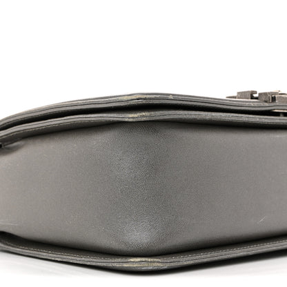 Chanel Metallic Lambskin Stingray Quilted Medium Boy Flap Silver 16 of 31