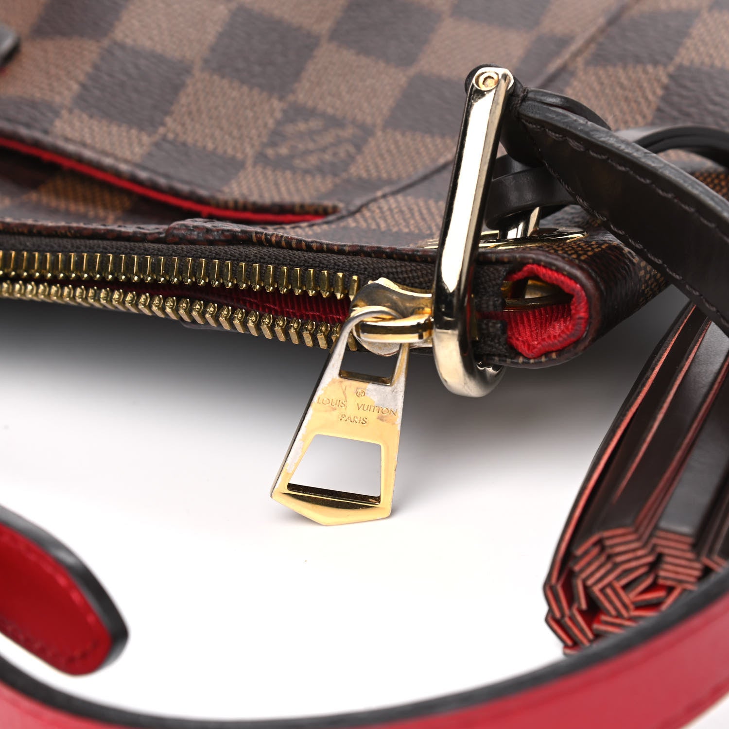 Louis Vuitton Damier Ebene South Bank Besace 10 of 10