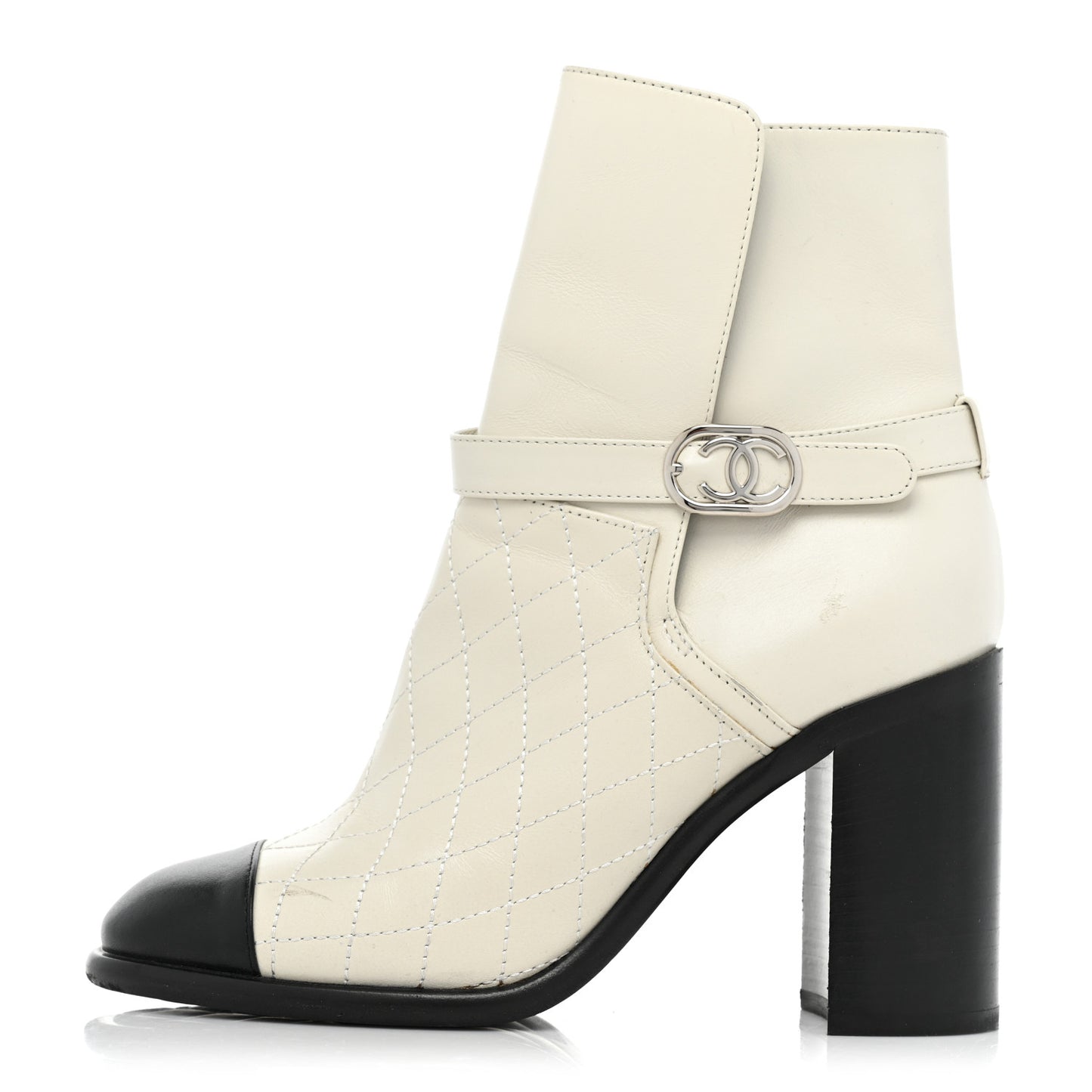 Calfskin Quilted Cap Toe Boots 37.5 White Black