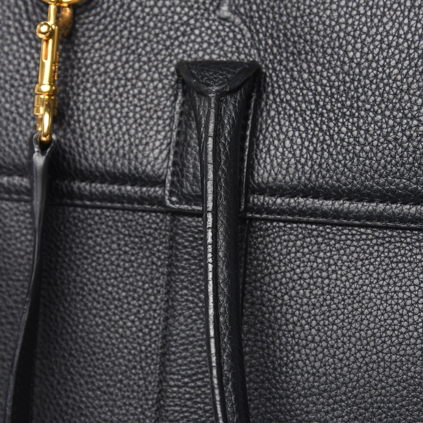 Classic Grain Small Bayswater Black