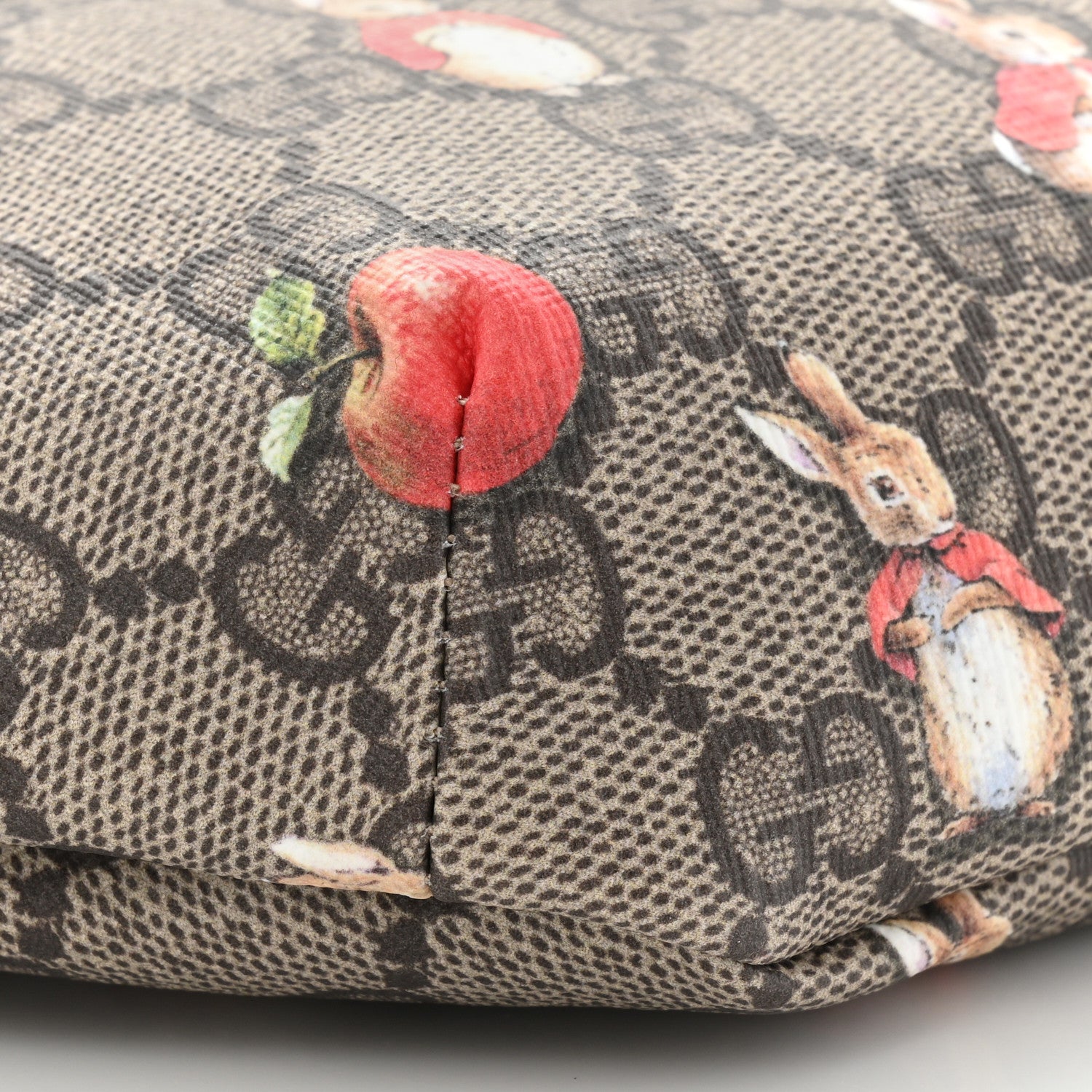 Gucci X PETER RABBIT GG Supreme Monogram Rabbit Print Childrens