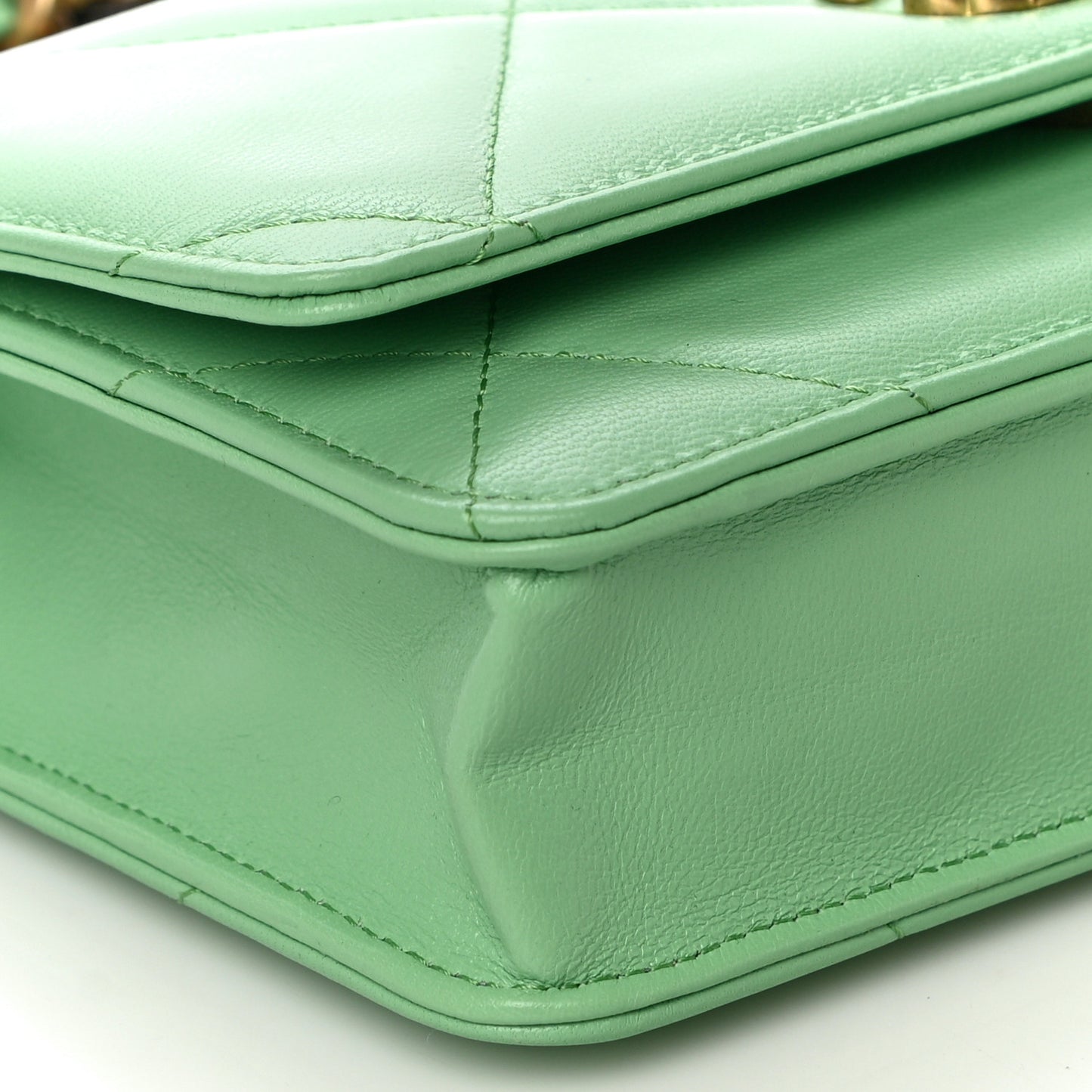 Lambskin Quilted Chanel 19 Wallet On Chain WOC Green