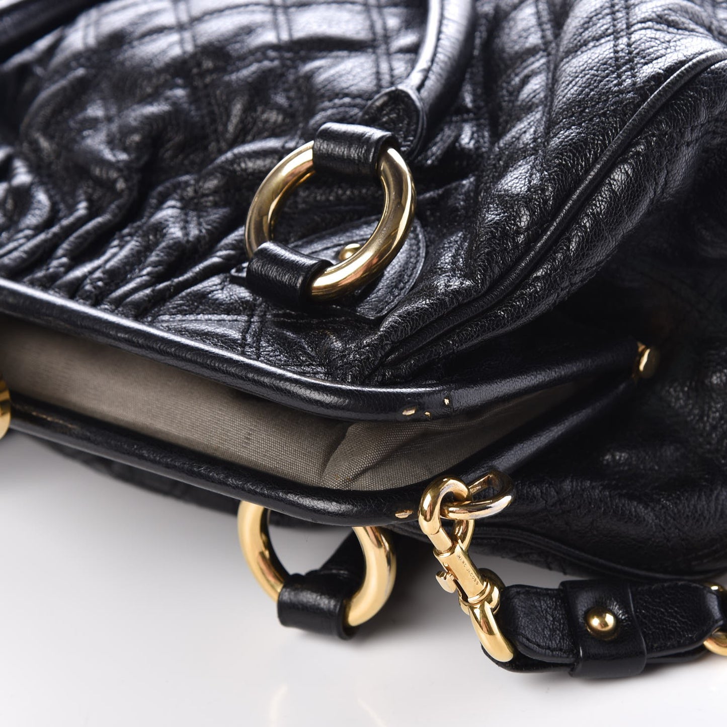 Calfskin Quilted Stam Black