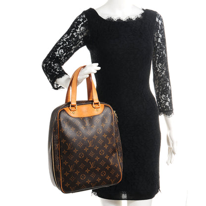Louis Vuitton Monogram Excursion Shoe Bag 2 of 8