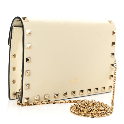 Valentino Garavani Vitello Rockstud Envelope Wallet on Chain Ivory 3 of 9