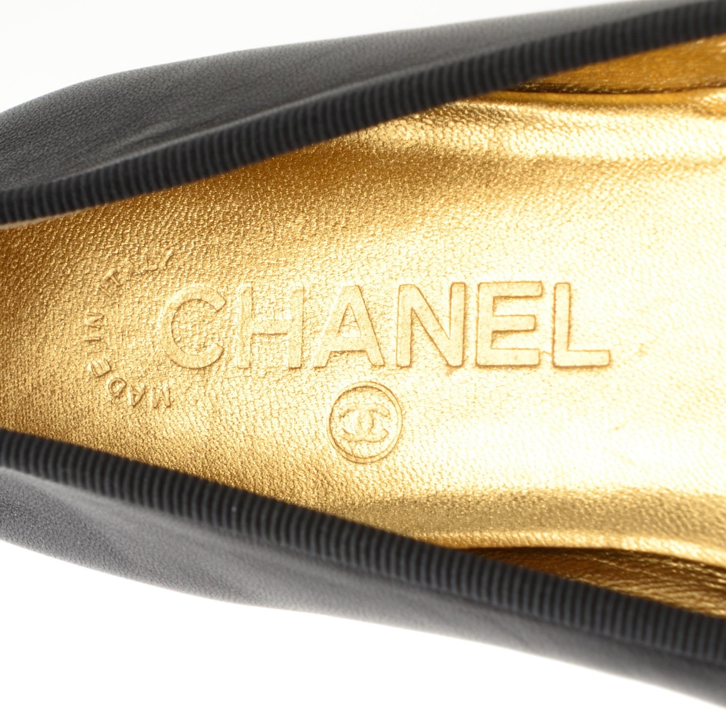 Metallic Calfskin Cap Toe Ballerina Flats 36 Gold Black