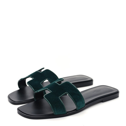 Hermes Velvet Nappa Oran Sandals 40 Vert Fonce 3 of 9