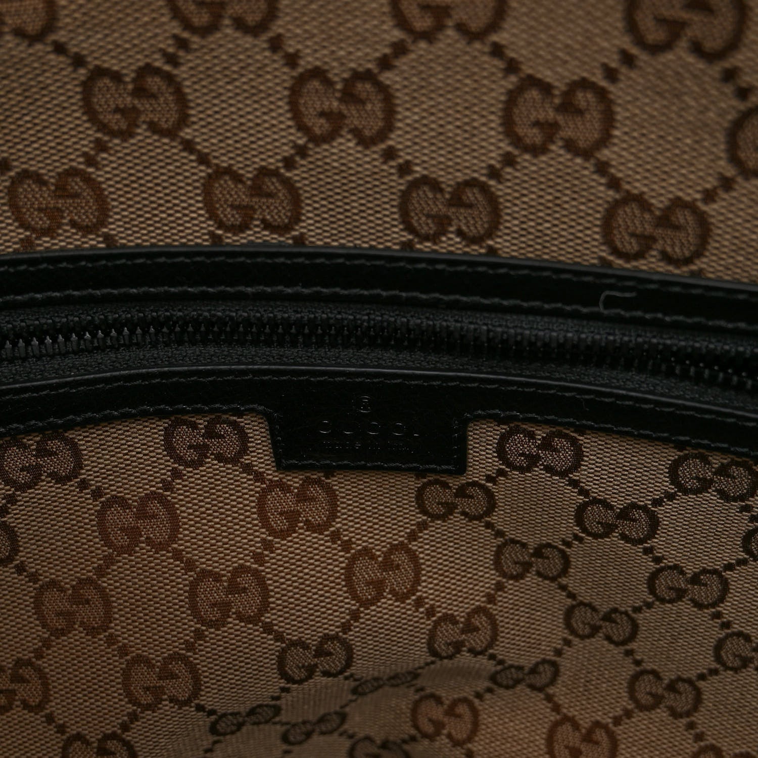 Gucci Piuma Lux Energy Monochrome Double G Drawstring Tote Black 6 of 9