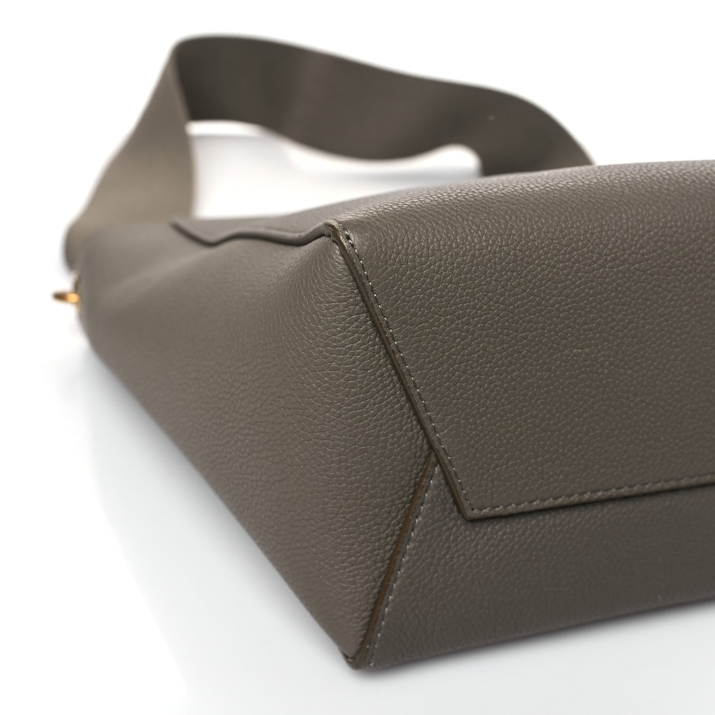 Soft Grained Calfskin Small Sangle Bucket Bag Taupe