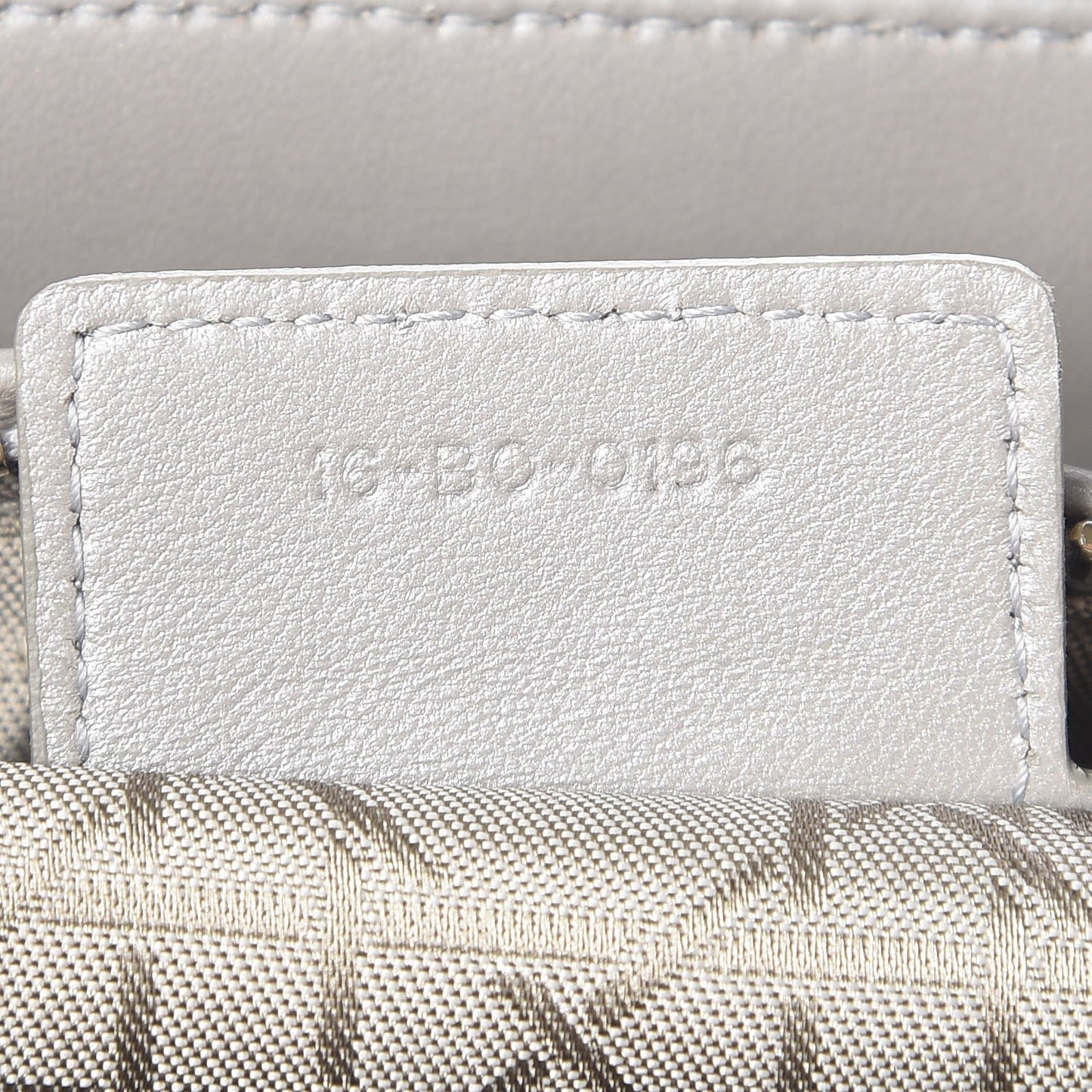 Pearly Lambskin Cannage Medium Lady Dior Grey