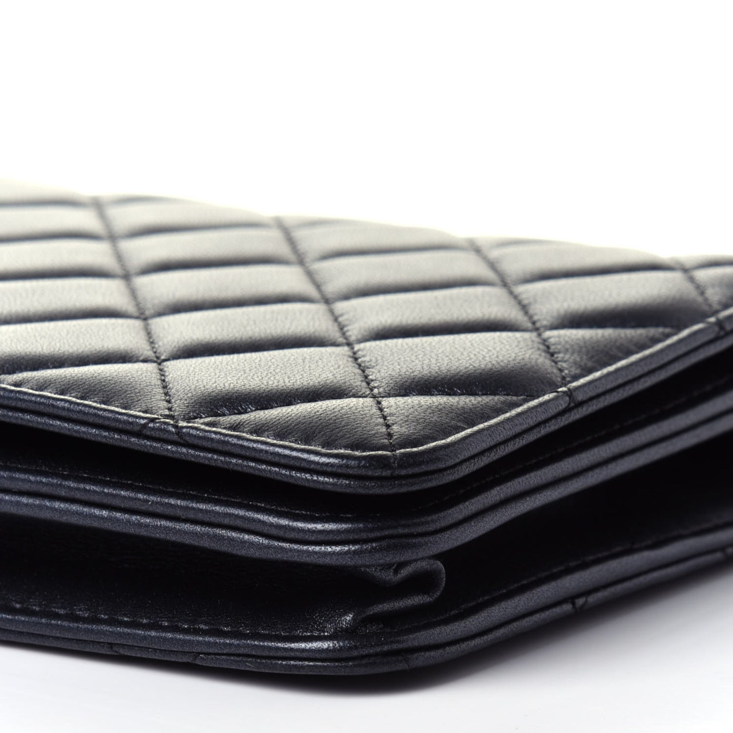Iridescent Lambskin Quilted Pearl Wallet On Chain WOC Black