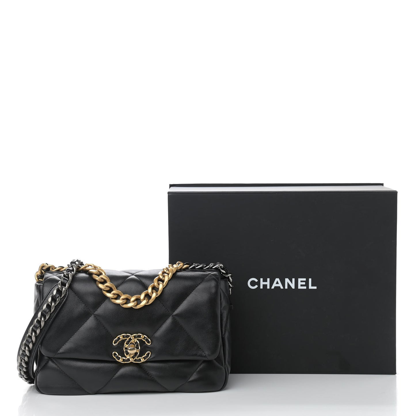 Lambskin Quilted Medium Chanel 19 Flap Black
