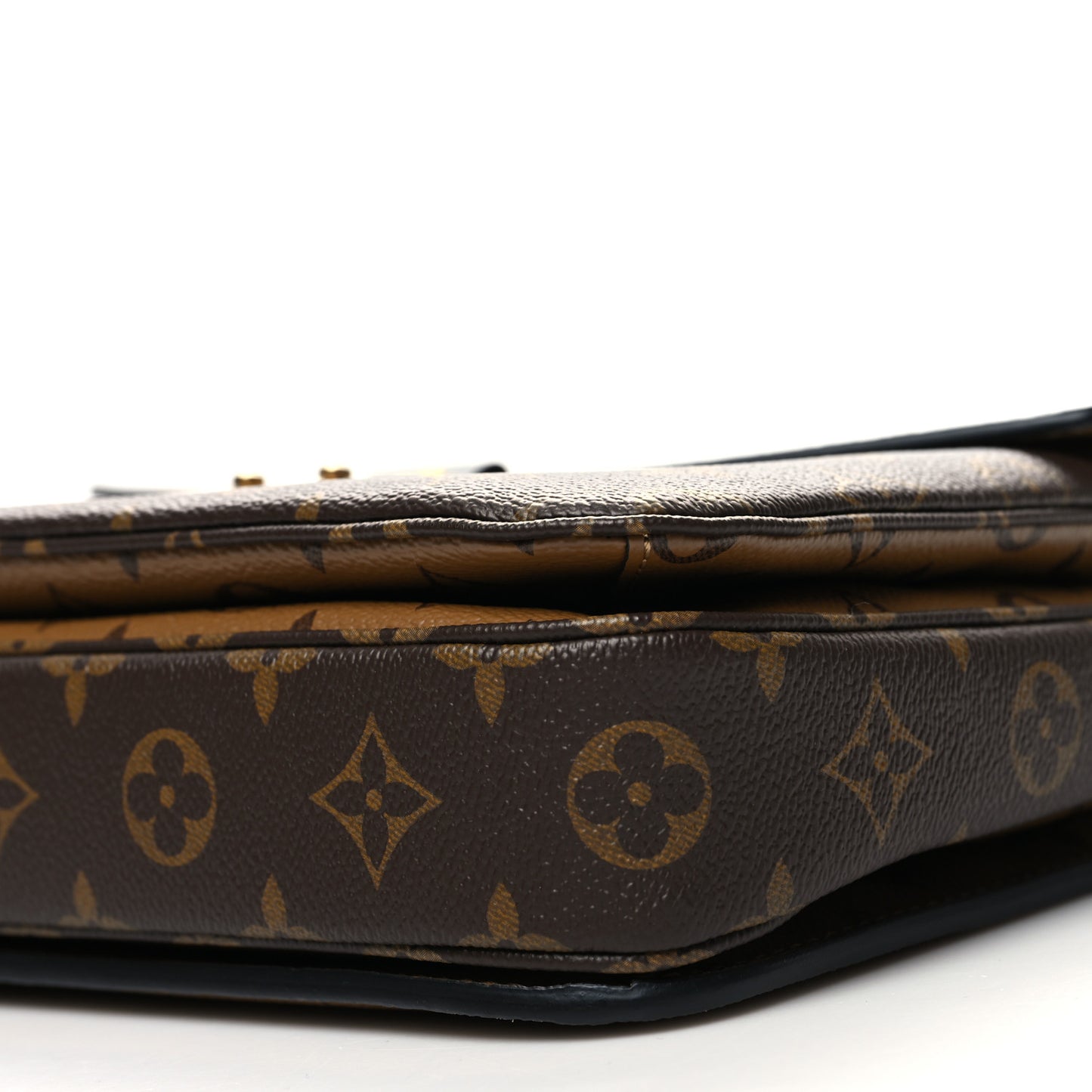 Reverse Monogram Pochette Metis