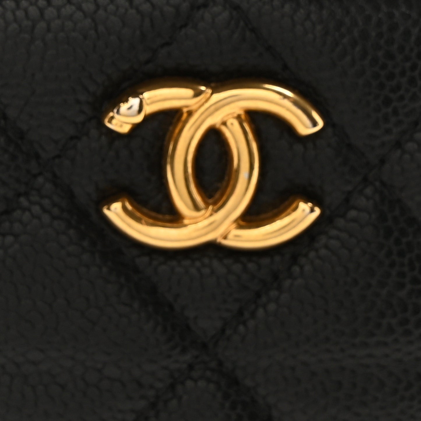 Caviar Quilted Sweetheart Belt Bag Black