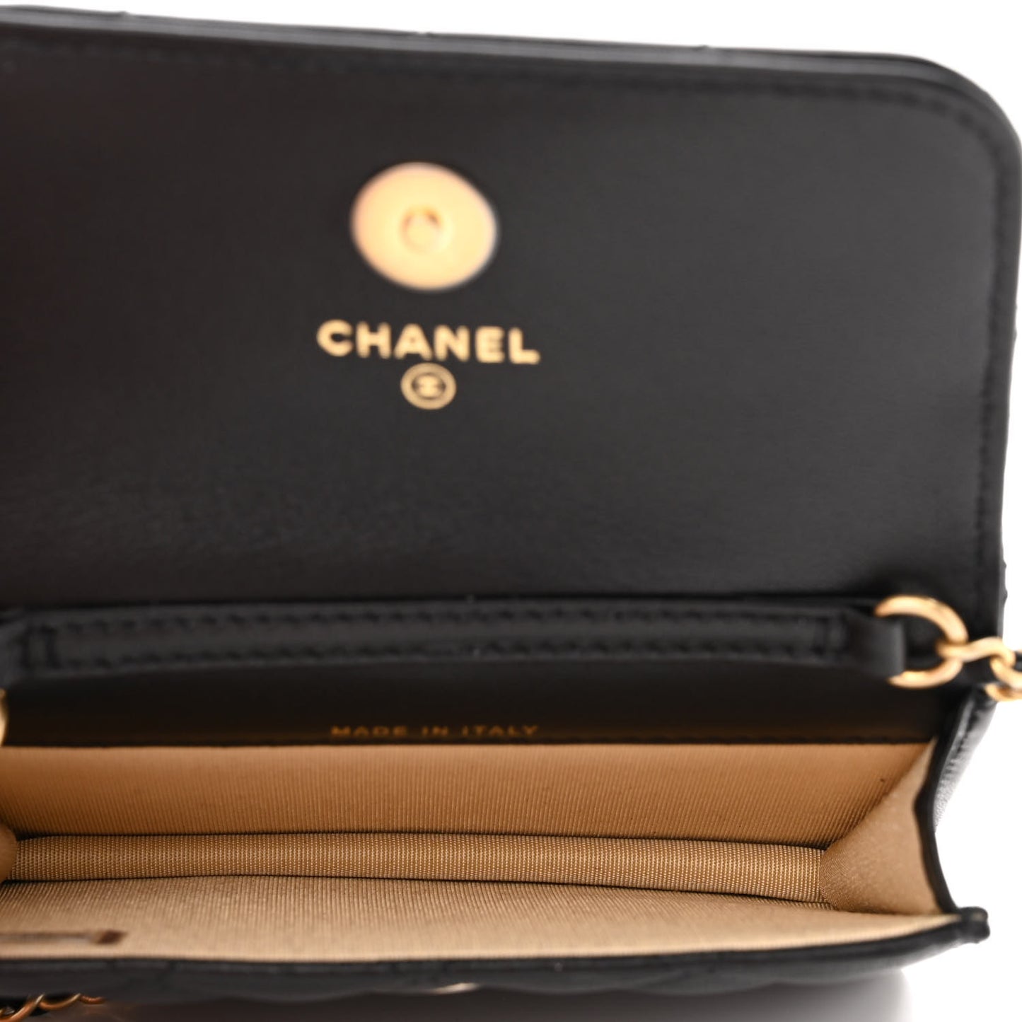 Lambskin Quilted Pearl Crush Clutch With Chain Black
