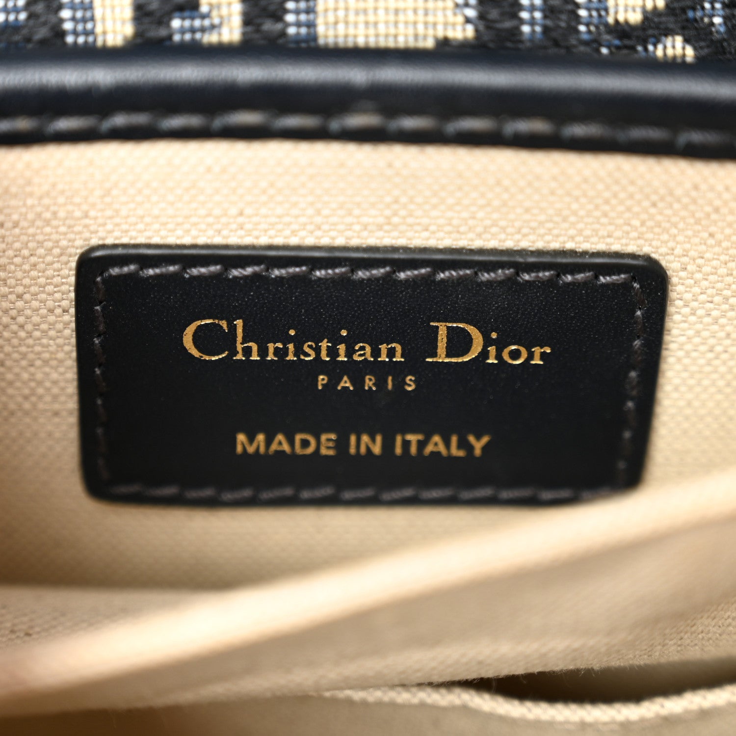 ディオール/クリスチャンディオール 40 M Christian Dior 2023 Medium D-Lace Lady D-Lite Bag - Neutrals