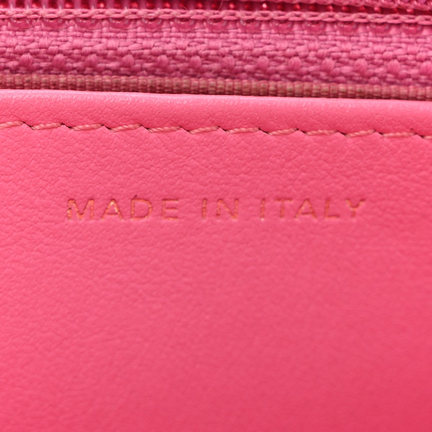 Caviar Quilted Wallet on Chain WOC Pink