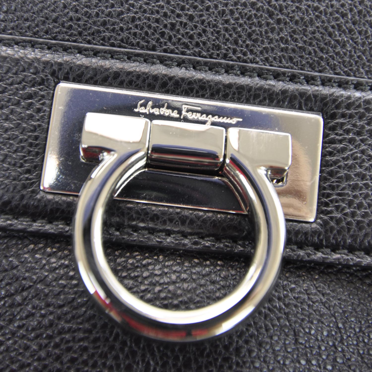 FASHIONPHILE SALVATOREFERRAGAMOLeatherSofiaBlack 8 of 10