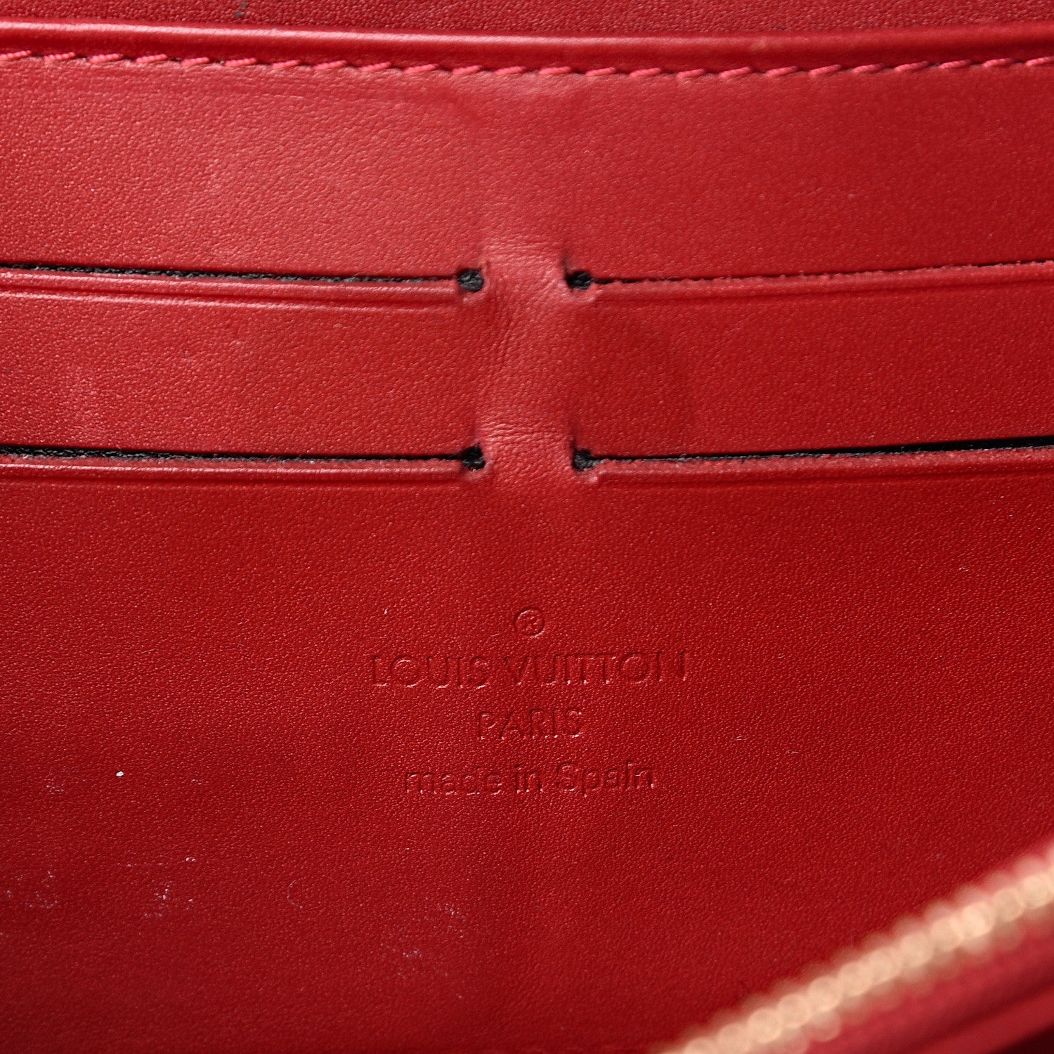 Louis Vuitton Vernis Zippy Wallet Pomme D'Amour 8 of 13