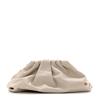Bottega Veneta Smooth Butter Calf The Pouch Oversized Clutch Plaster 1 of 9