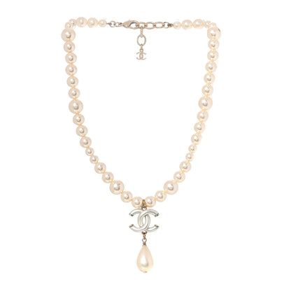 Chanel Pearl CC Drop Necklace Gold 1 of 4