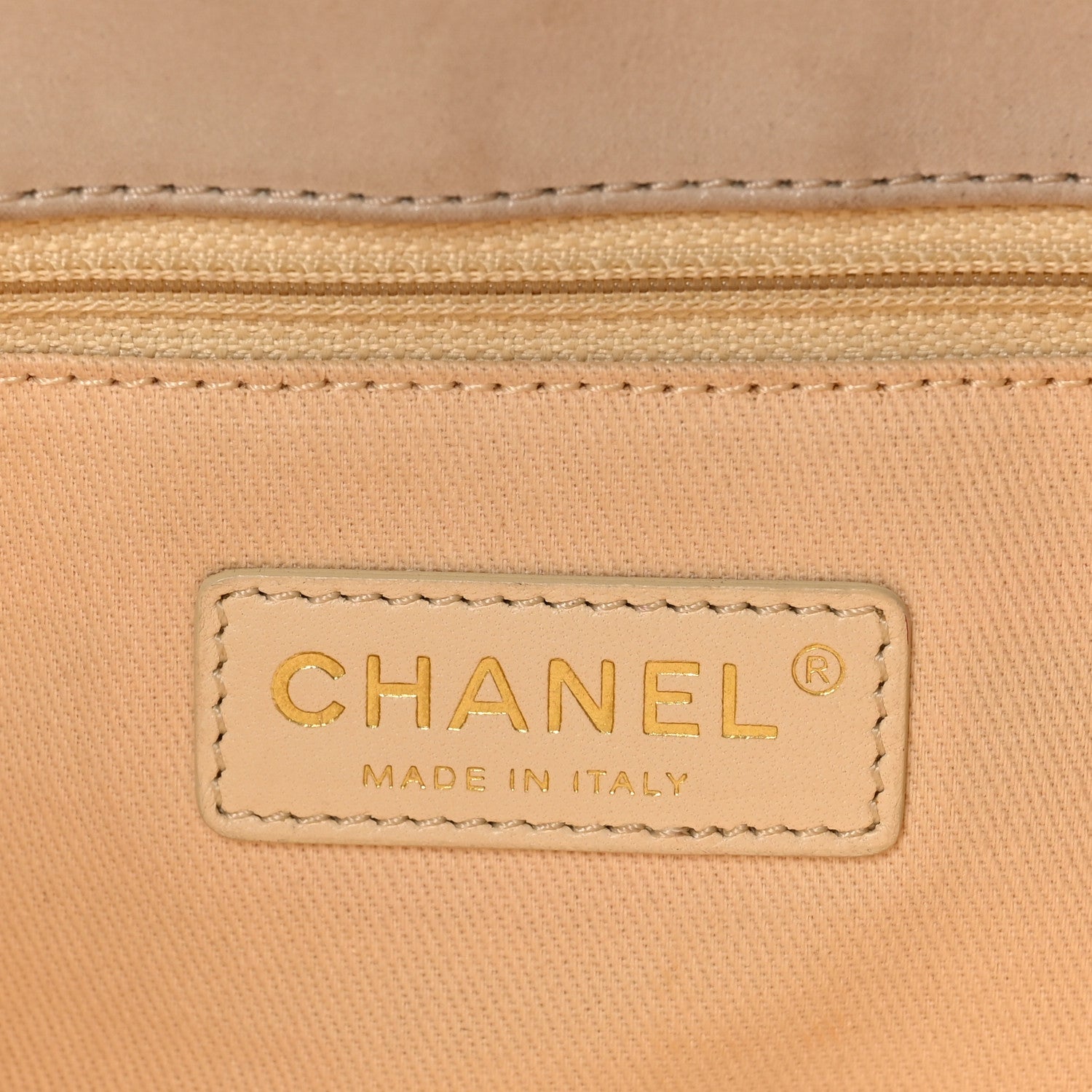 Chanel Iridescent Calfskin Large Chic Quilt Flap Grey 7 of 10