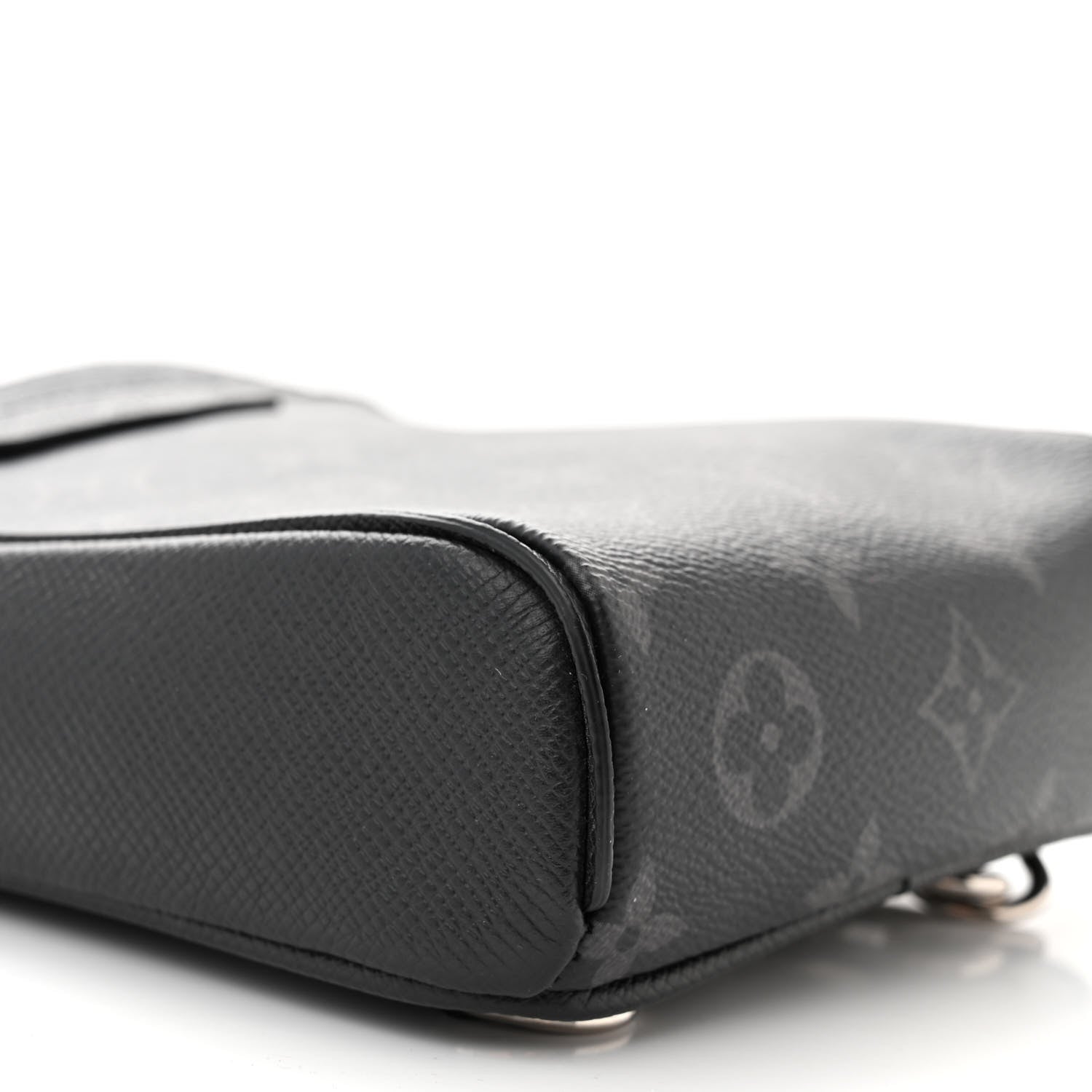 Louis Vuitton Taigarama Outdoor Slingbag Black 8 of 9