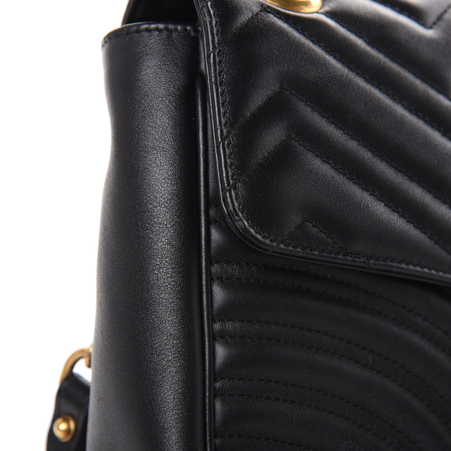 Calfskin Matelasse Medium GG Marmont Shoulder Bag Black