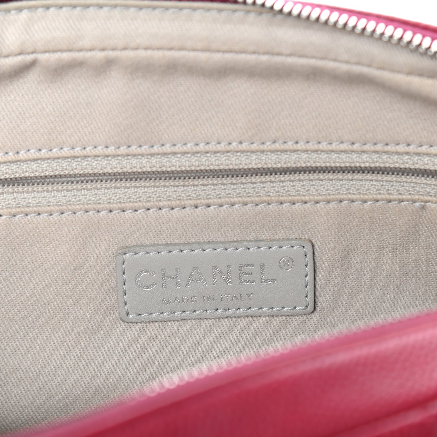 Caviar Quilted Medium Easy Flap Red
