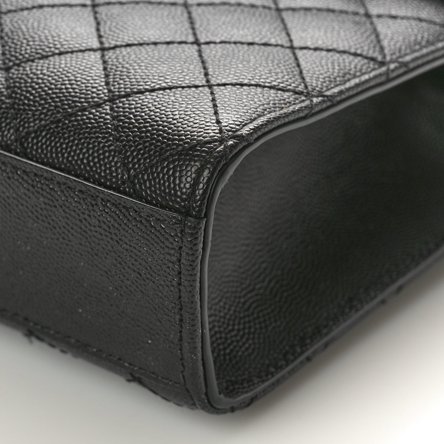 Saint Laurent Grain De Poudre Textured Mixed Matelasse Triquilt Medium Monogram Monochrome Satchel Black 9 of 10
