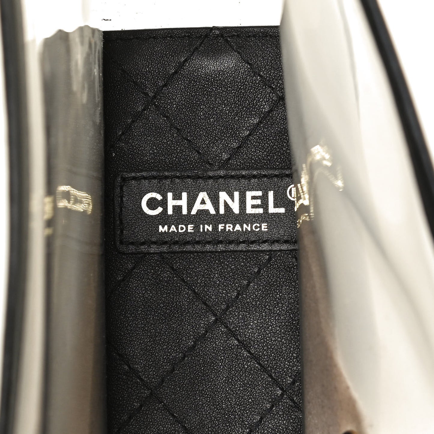 Lambskin PVC Medium Coco Sand Flap Black