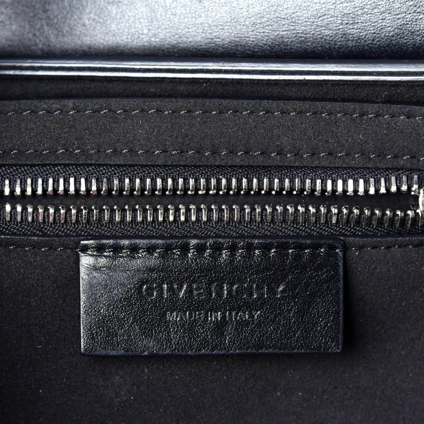 Calfskin Bow Cut Chain Wallet Black