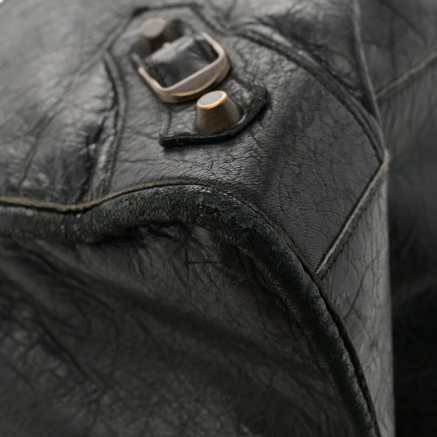 Agneau Classic Hardware City Black