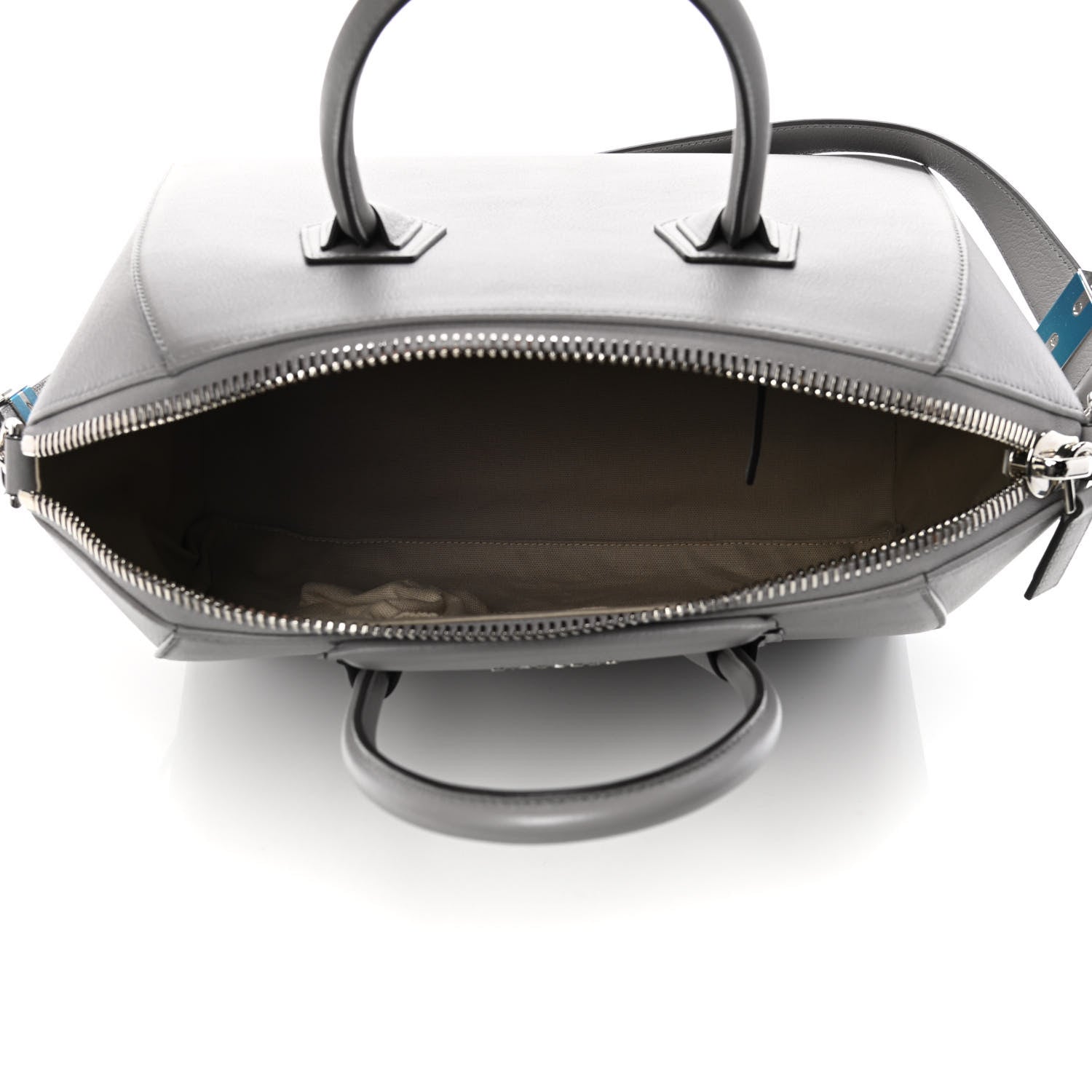 Givenchy Sugar Goatskin Medium Antigona Light Grey 6 of 17