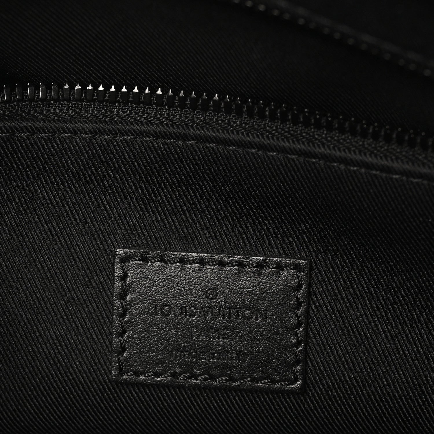 Louis Vuitton Monogram Eclipse Sac Plat Horizontal Zipper 6 of 9