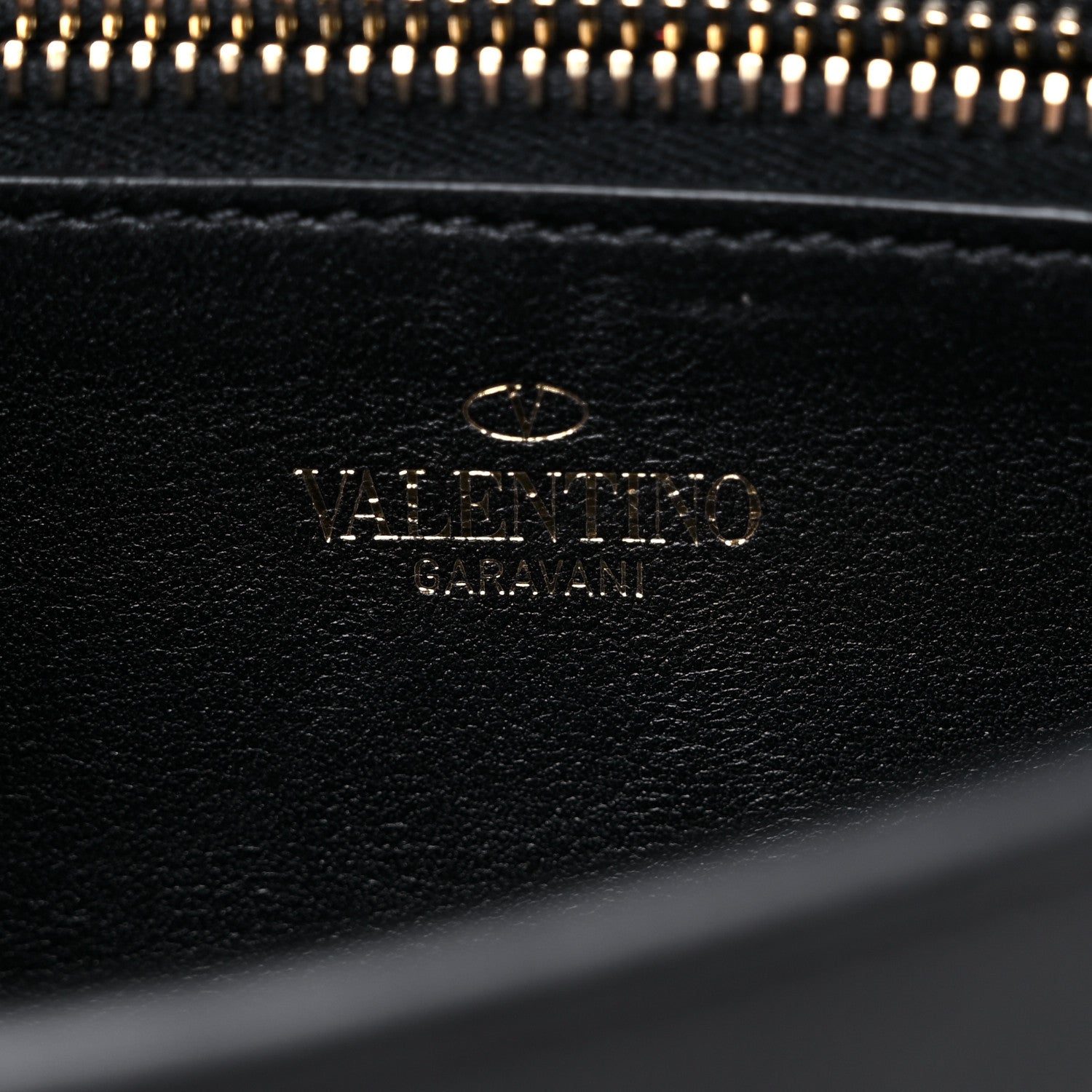 Valentino Garavani Calfskin Rockstud Phone Case With Chain Black 6 of 13