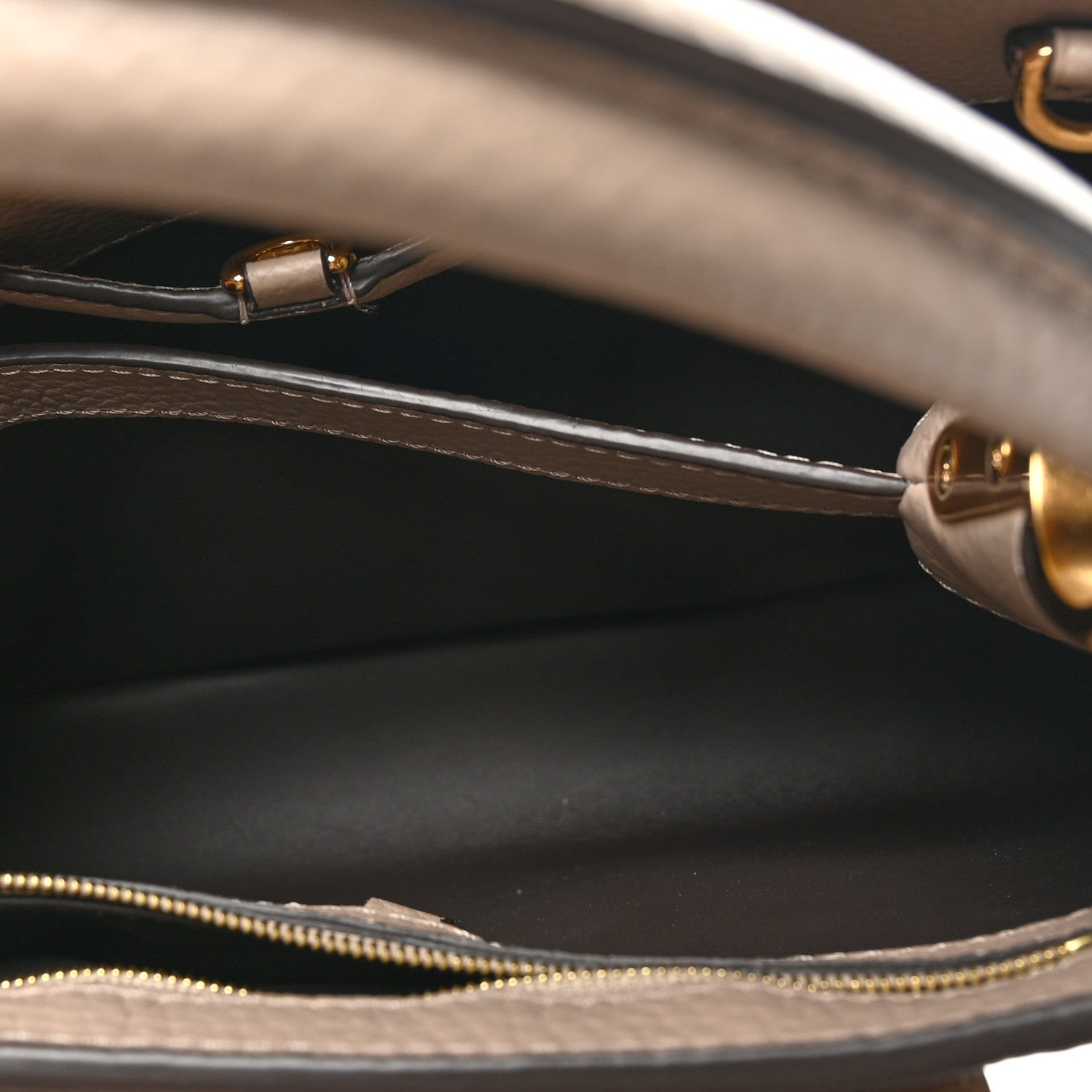 Louis Vuitton Taurillon Capucines BB Galet 6 of 10