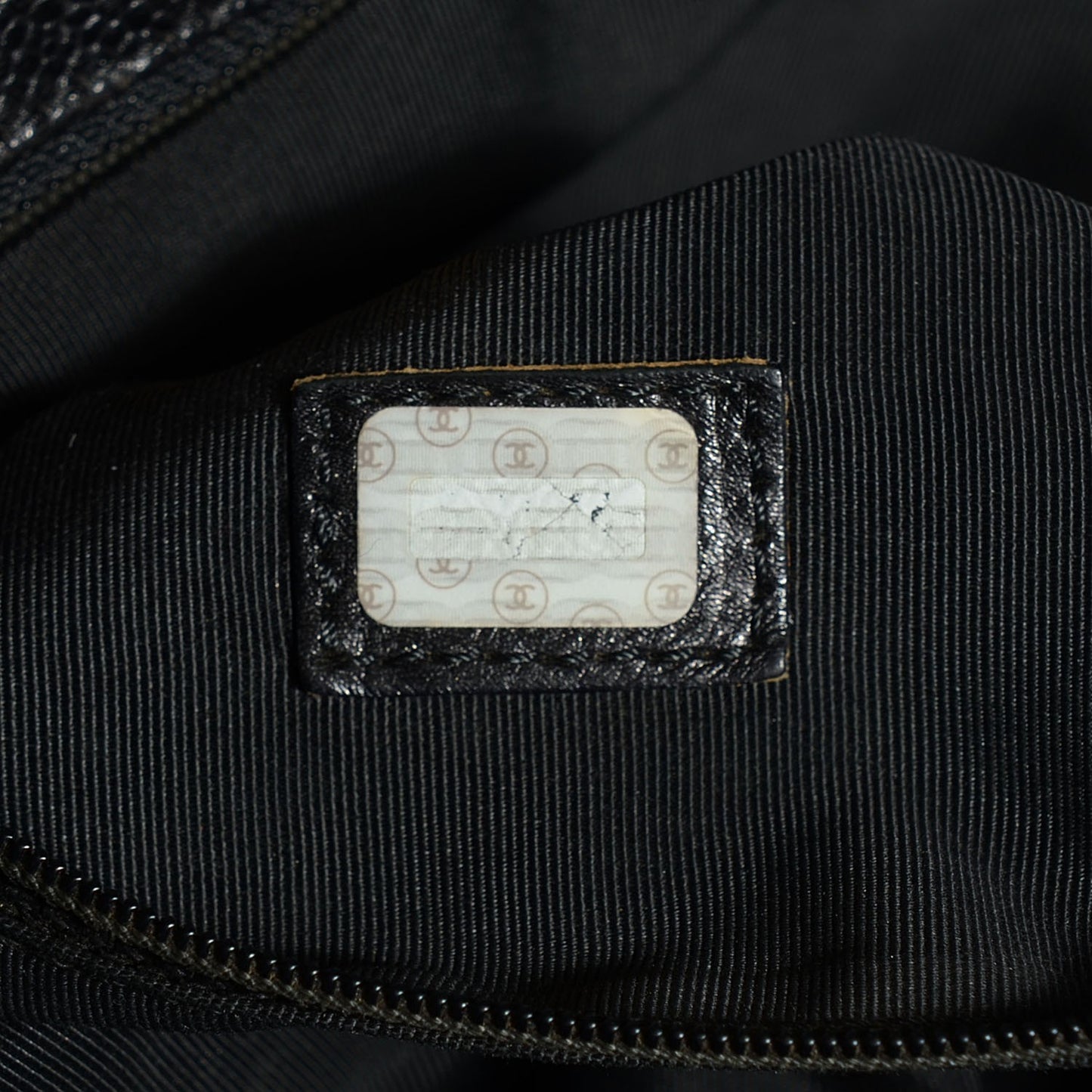 Caviar Large CC Shoulder Bag Black