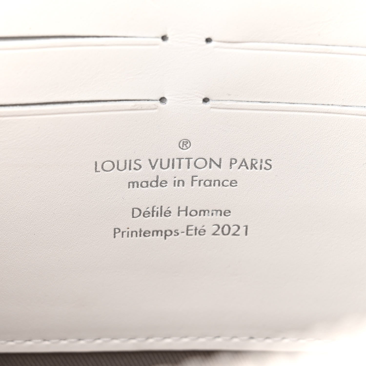 Louis Vuitton Taurillon Monogram LV Friends Soft Trunk Wallet White 6 of 10