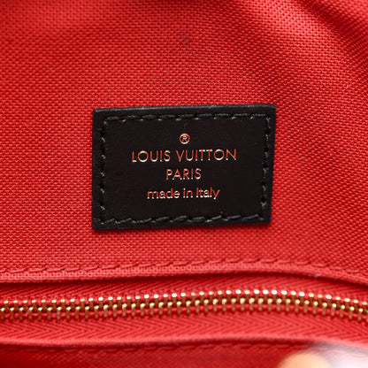 Louis Vuitton Reverse Monogram Giant Onthego MM 6 of 9