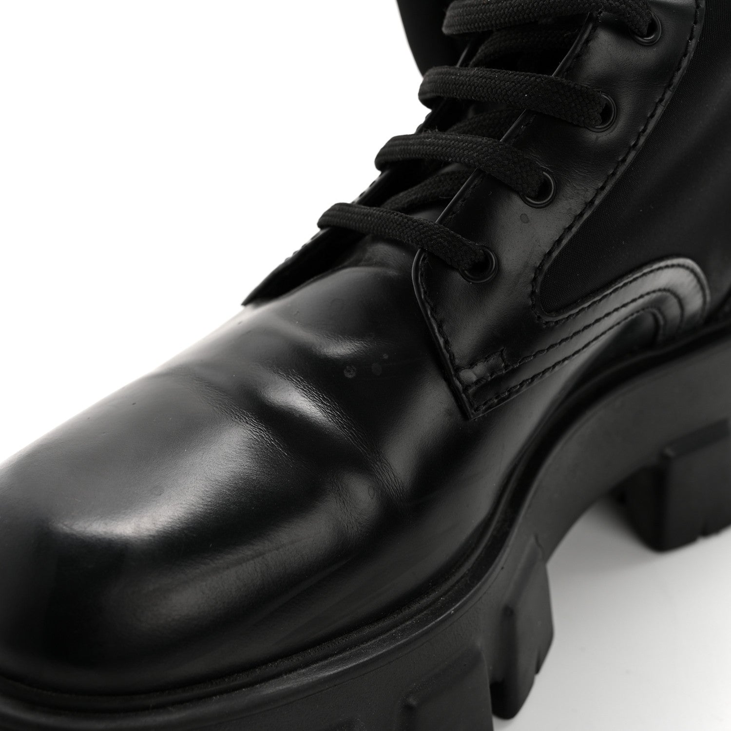 Prada Spazzolato Rois Re-Nylon Metal Triangle Logo Monolith Pouch Pocket 55mm Boots 38.5 Black 11 of 11