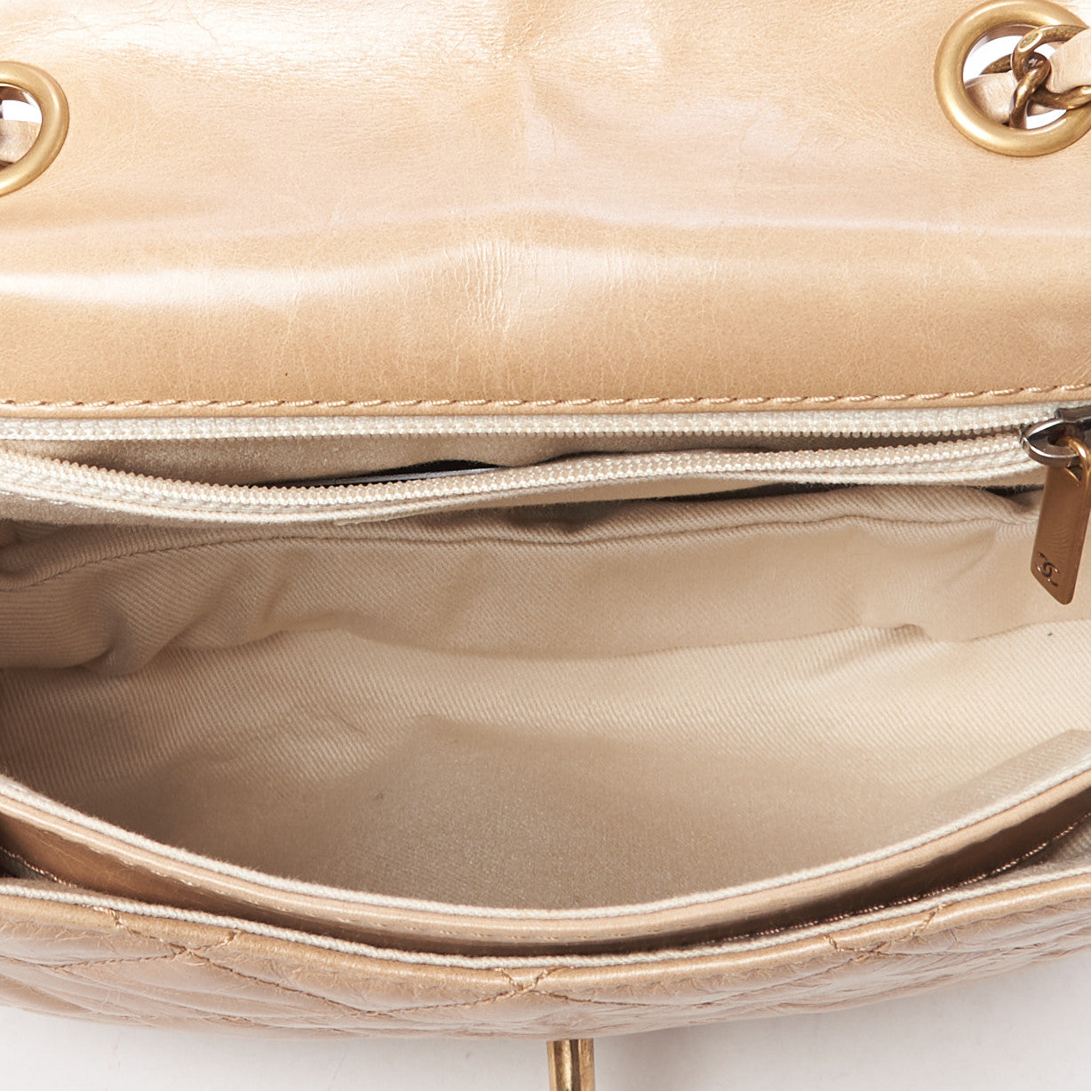 Glazed Calfskin Quilted Medium Bubble CC Flap Beige