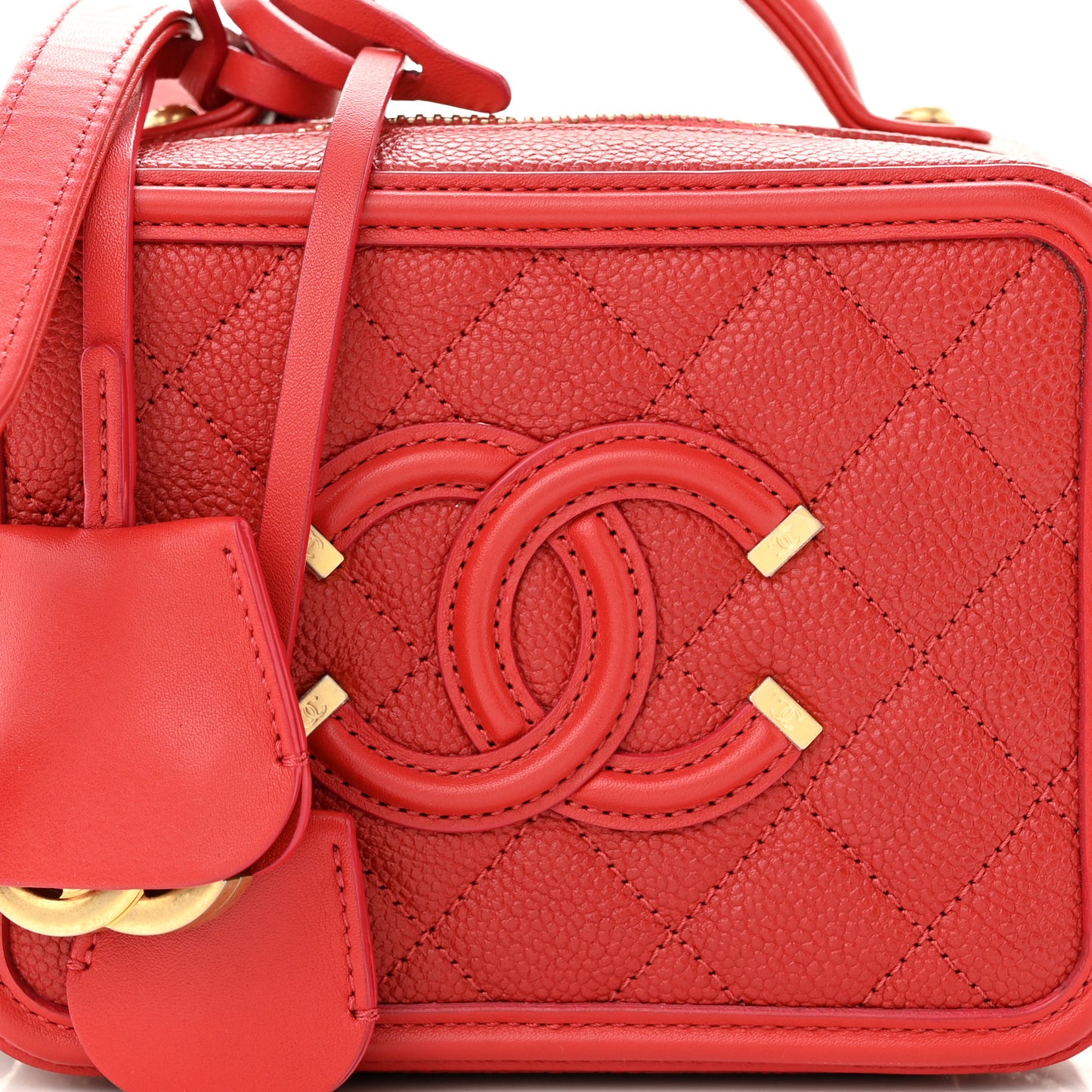 Caviar Quilted Small CC Filigree Vanity Case Red