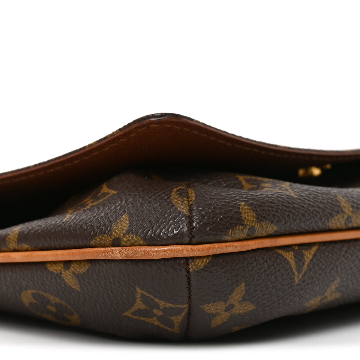 Monogram Musette Tango
