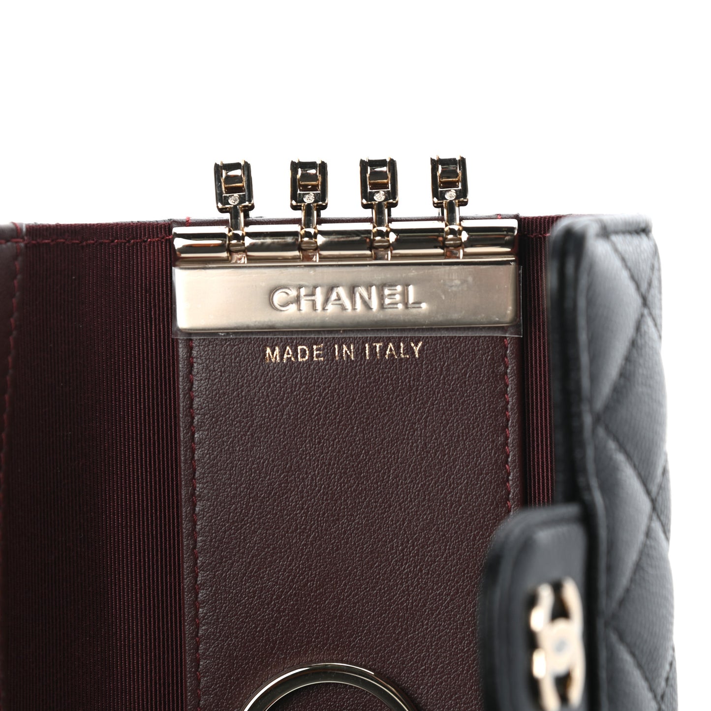Caviar Quilted Classic 4 Key Holder Wallet Black