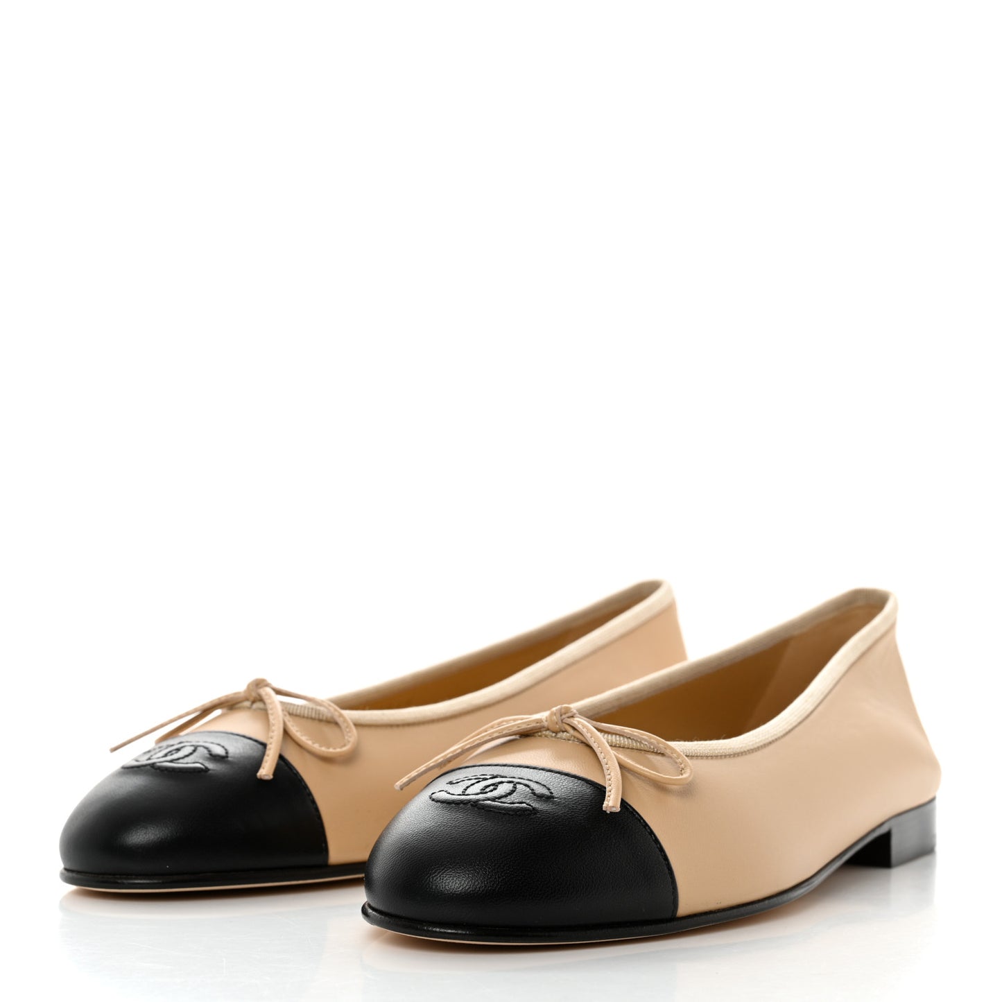 Lambskin Cap Toe CC Ballerina Flats 39 Beige Black
